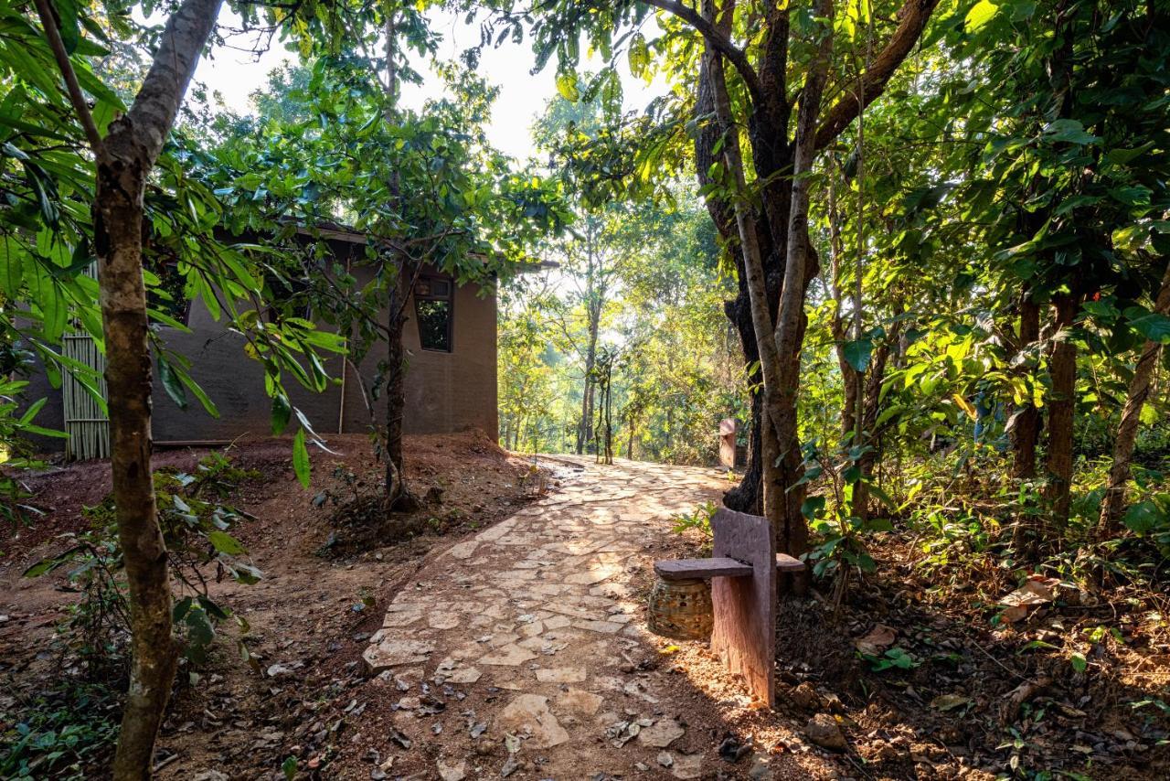Kanha Jungle Camp Zewnętrze zdjęcie
