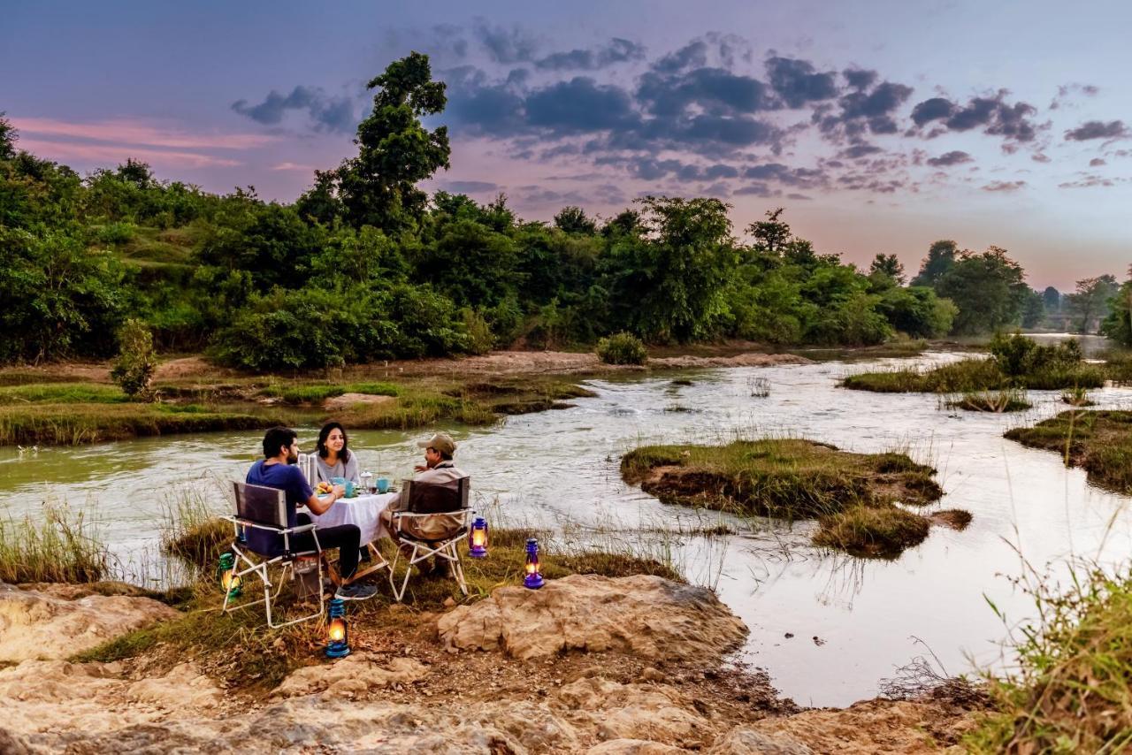 Kanha Jungle Camp Zewnętrze zdjęcie