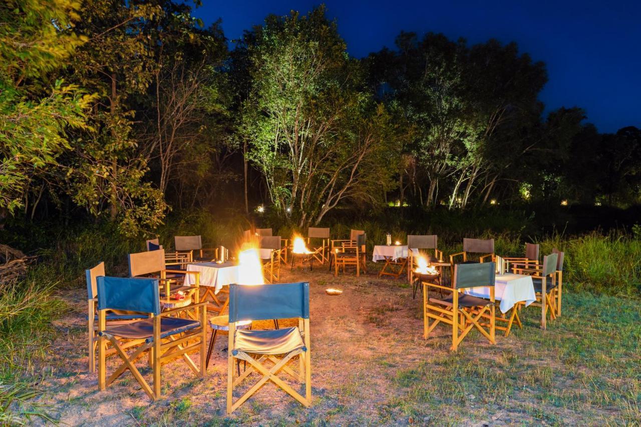 Kanha Jungle Camp Zewnętrze zdjęcie